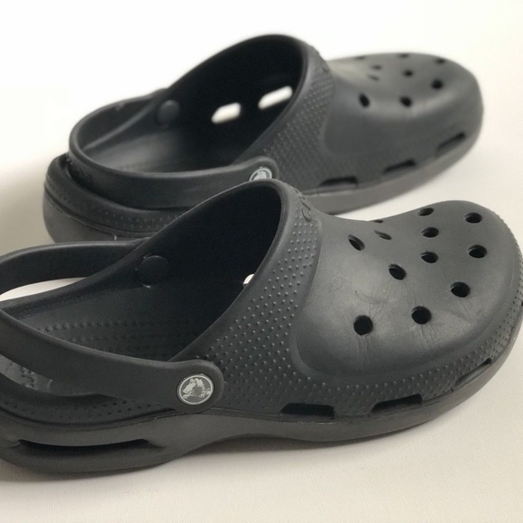 mens black crocs size 10